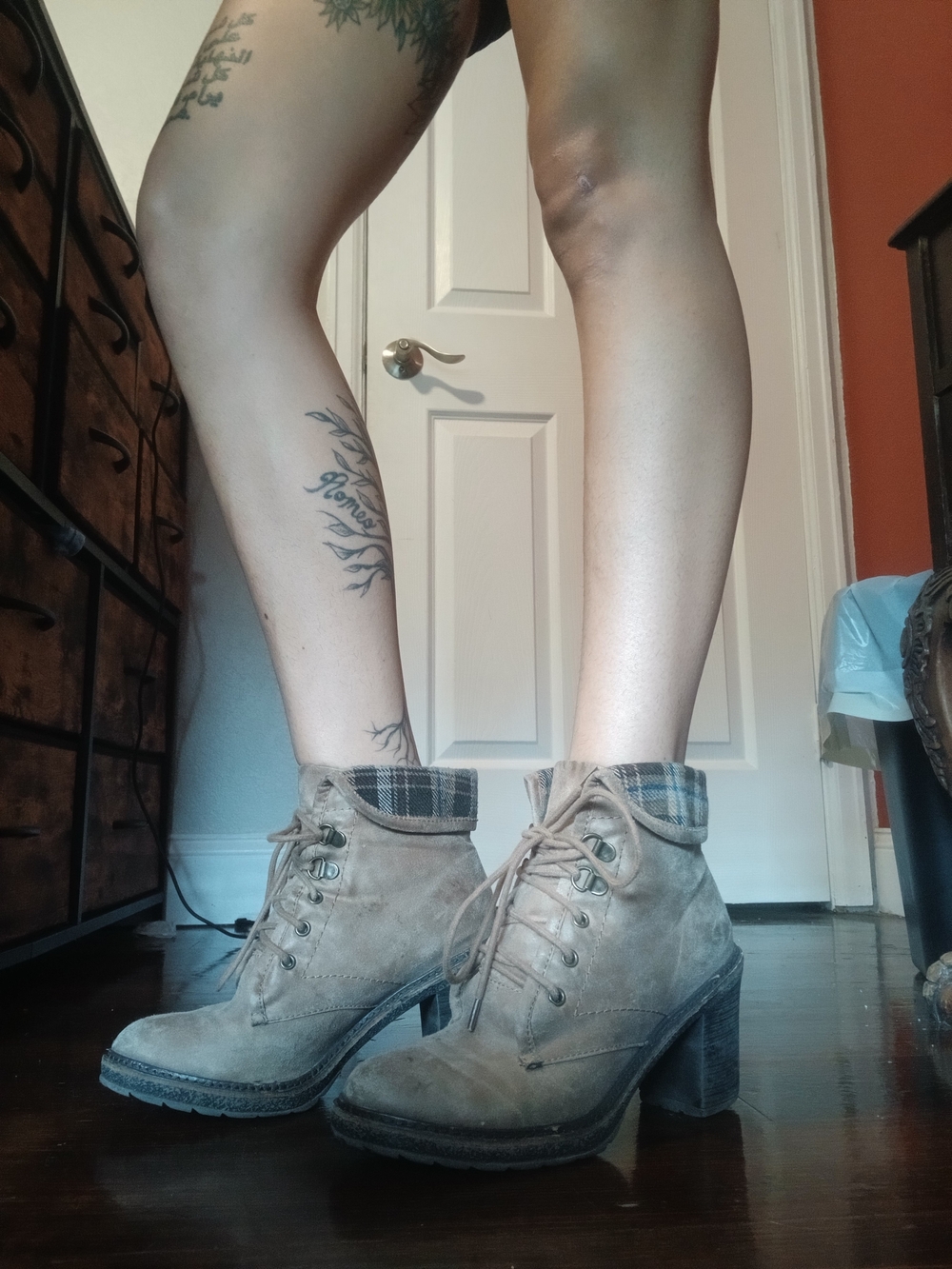 Women’s Taupe Suede Lace-Up Block Heel Ankle Boots